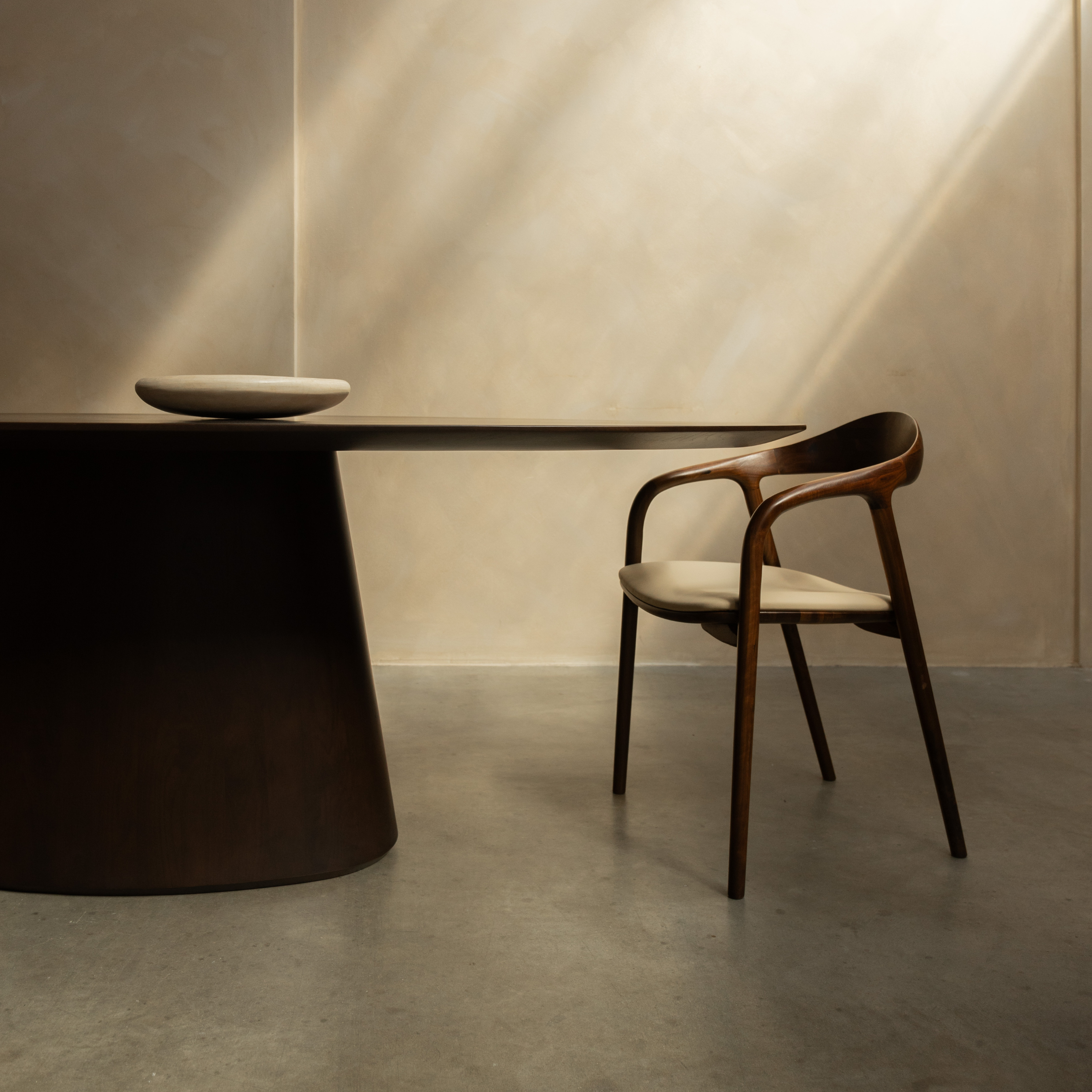 Houten ovale eettafel - Oqone