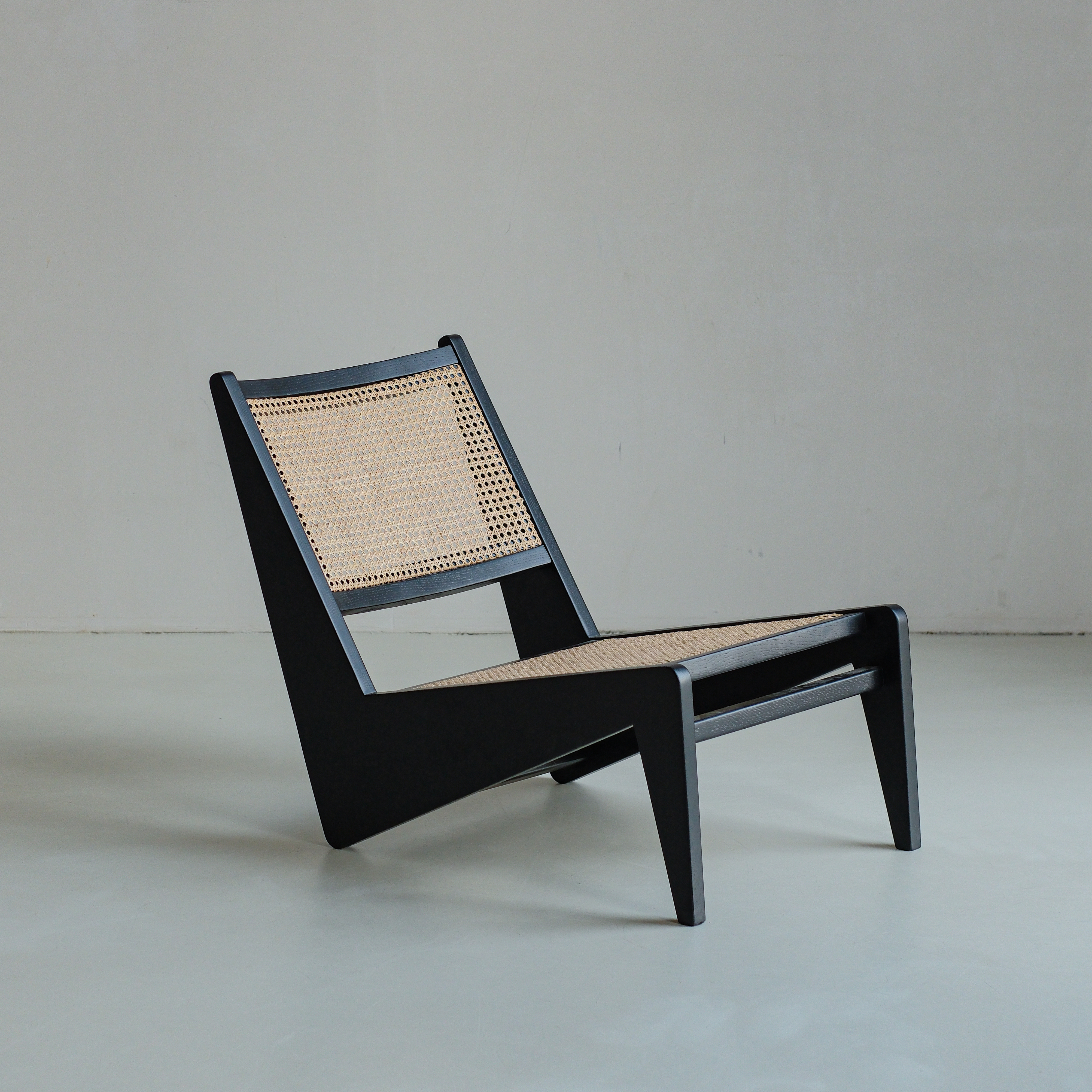 Kangaroo loungestoel - Zwart eiken