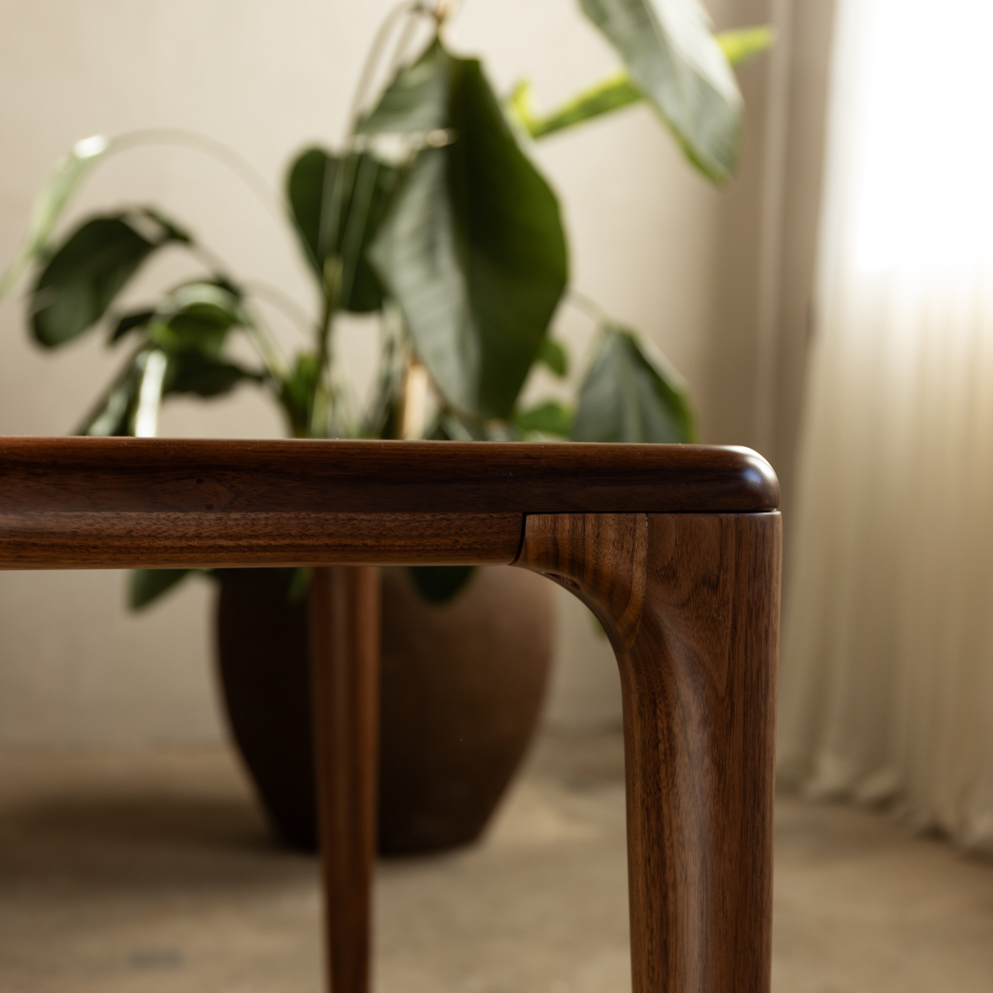 Houten rechthoekige eettafel - Mizo