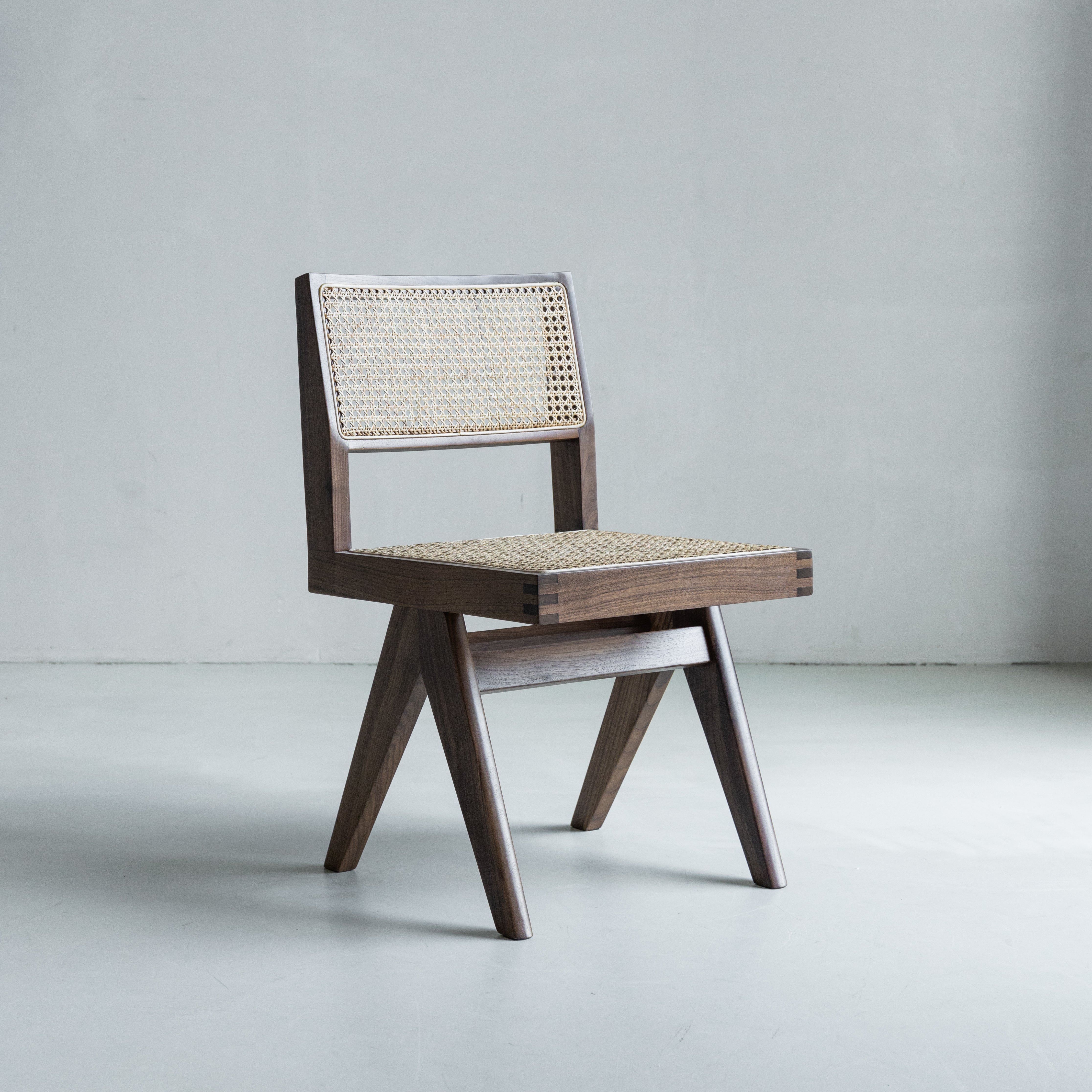 Rotan eetkamerstoel Pierre zonder armleuning - Walnoot