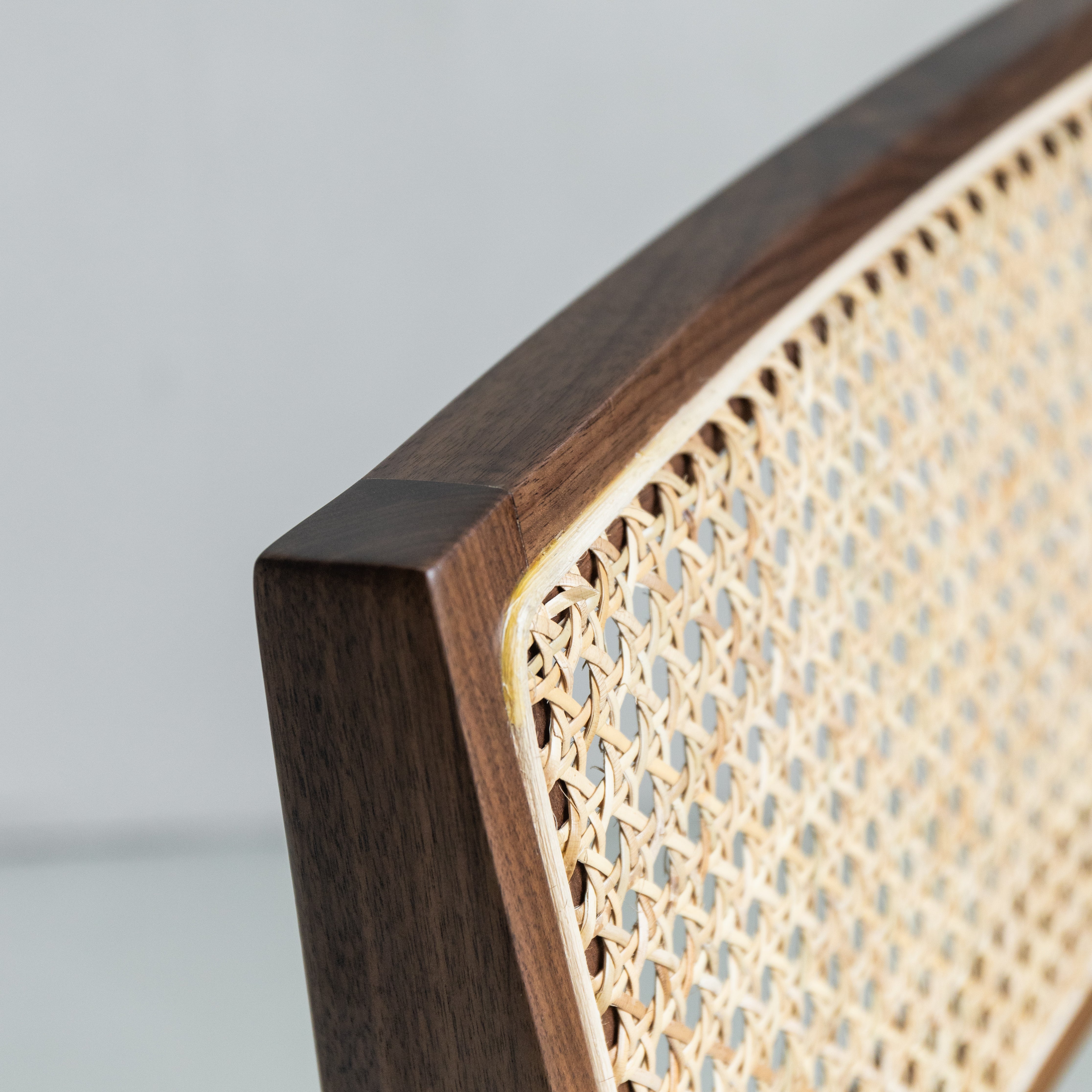 Rotan eetkamerstoel Pierre zonder armleuning - Walnoot