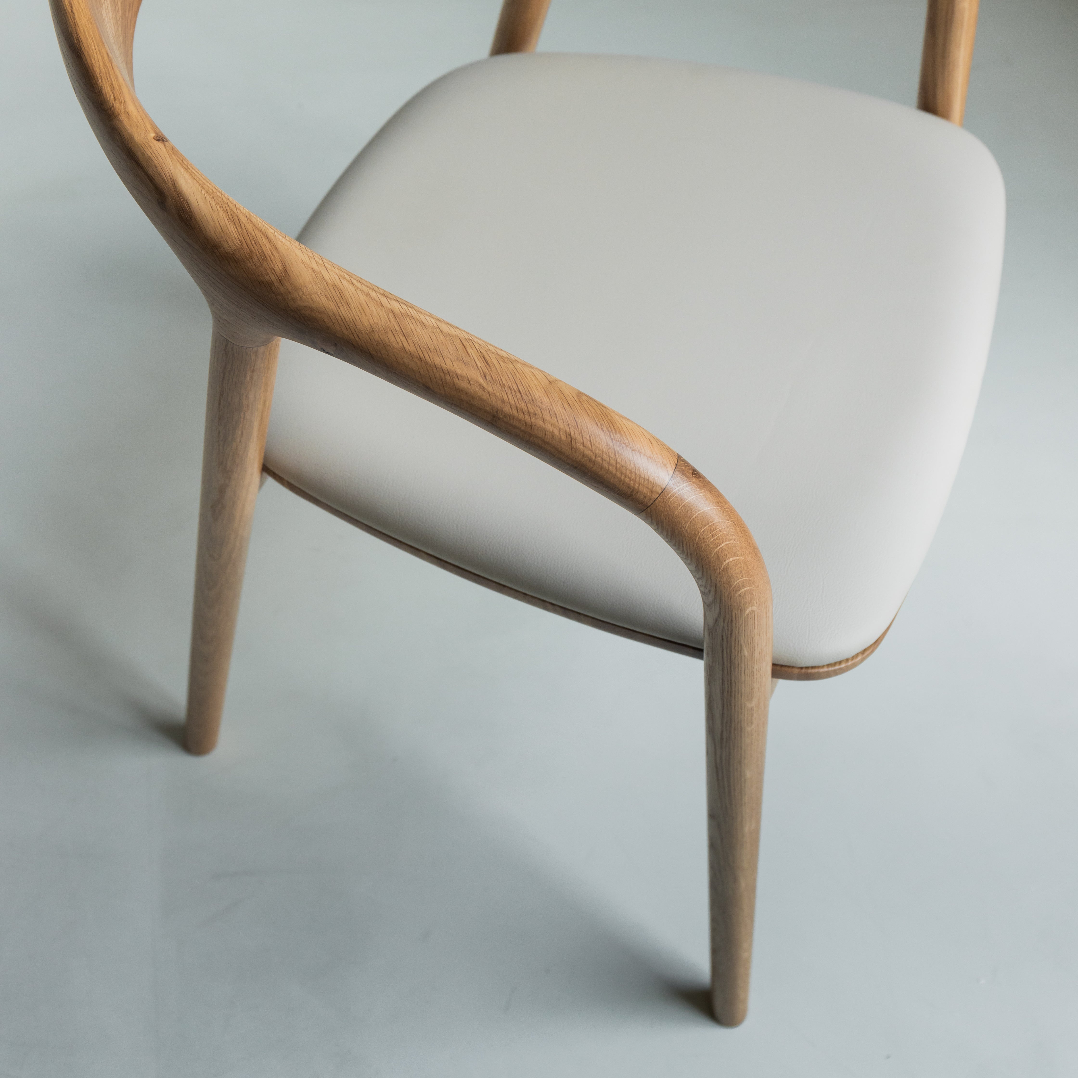 Kana eetkamerstoel beige leer - Licht eiken