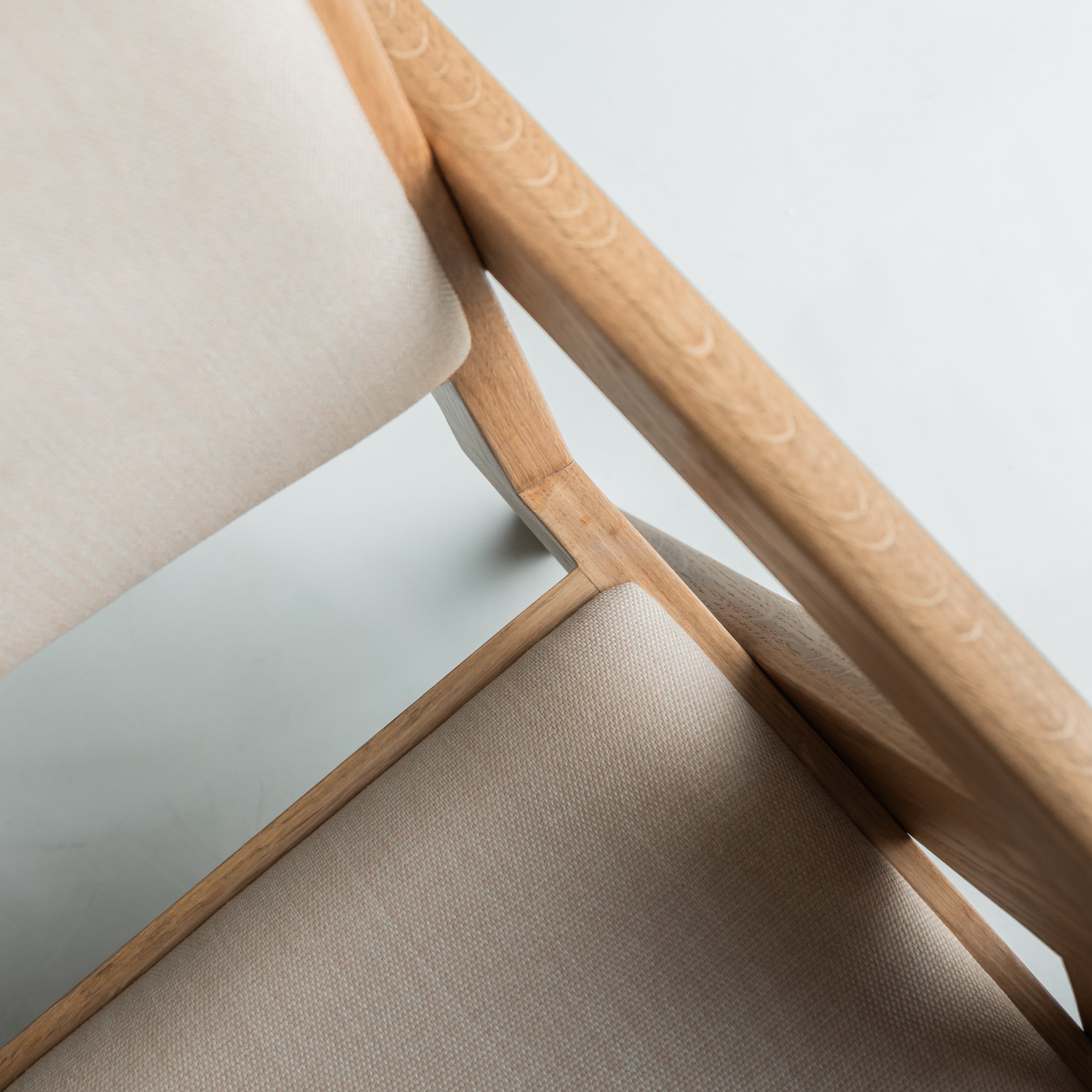 Rotan loungestoel Pierre gestoffeerd - Licht eiken