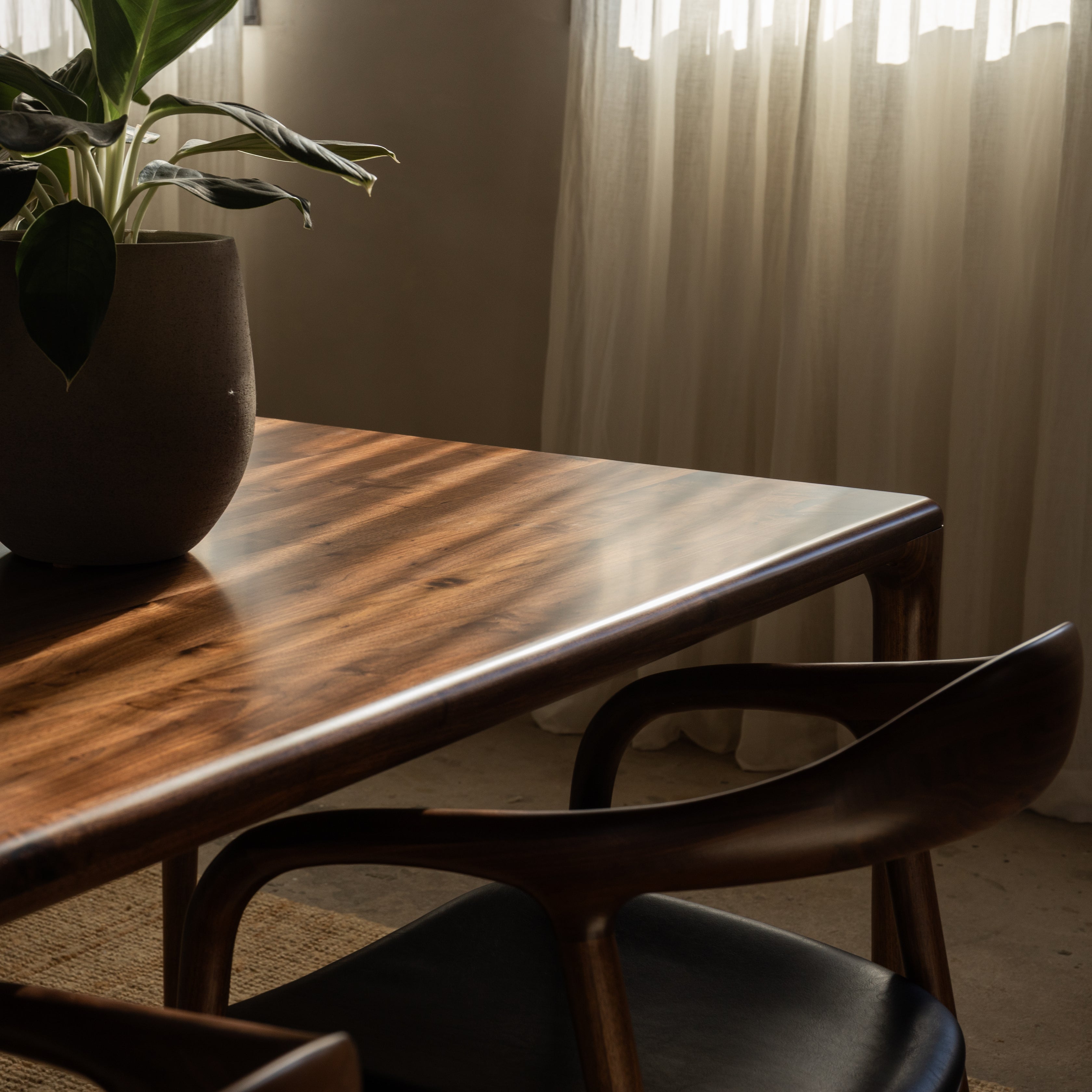 Houten rechthoekige eettafel - Mizo