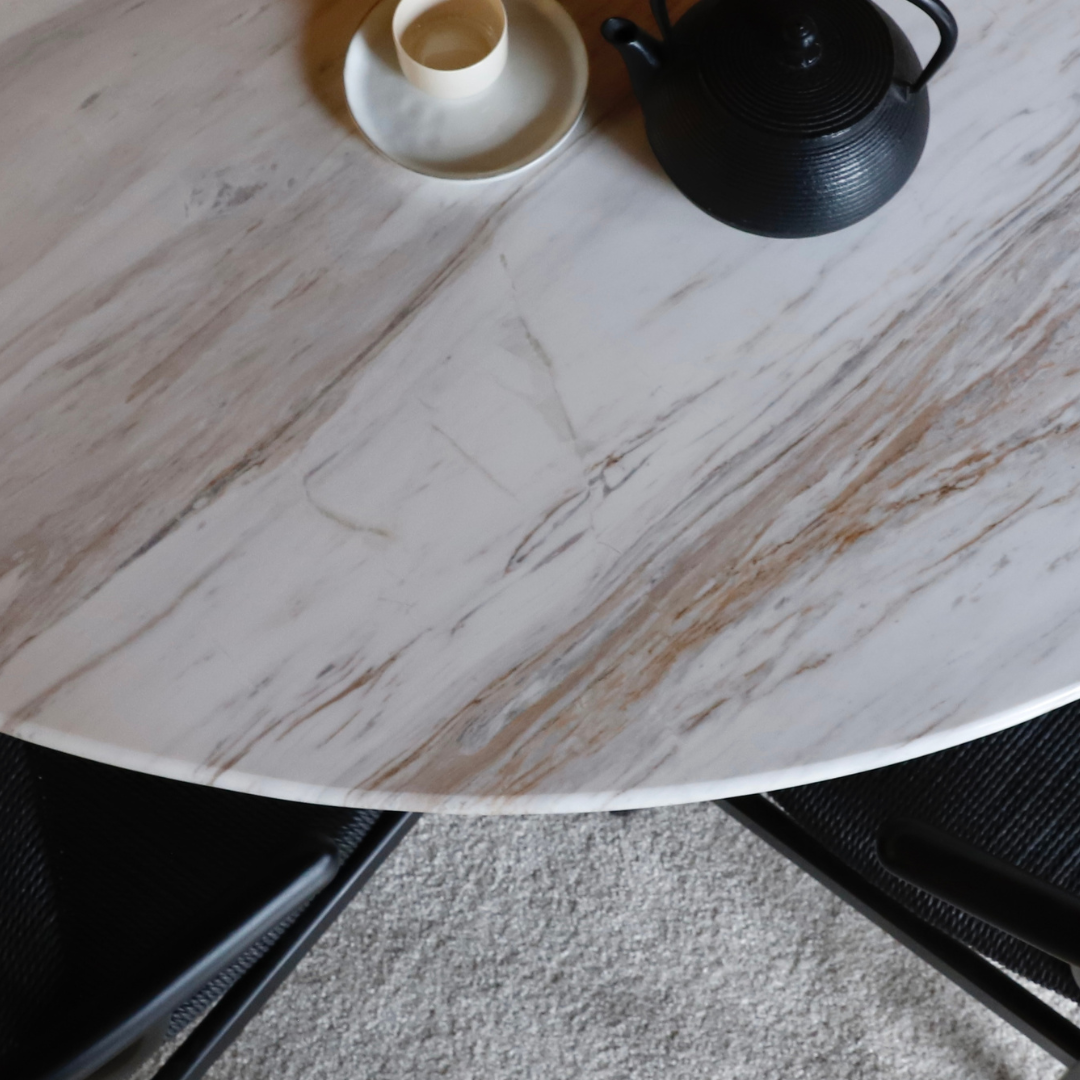 Ovale marmeren eettafel - Roman onderstel