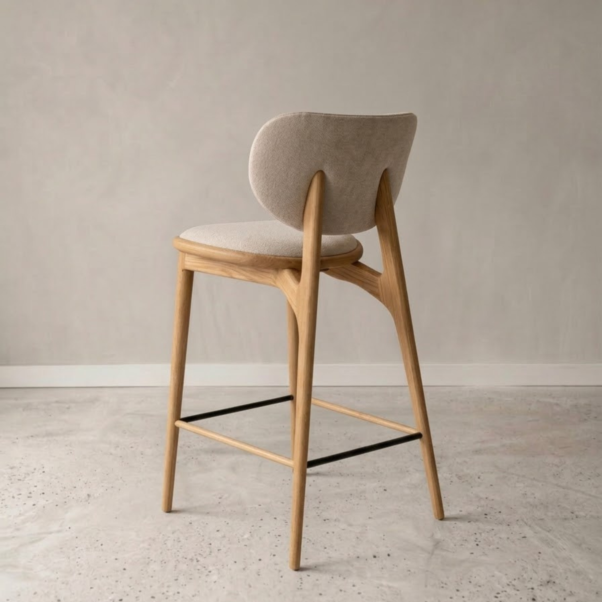 Ella bar stool walnut wood - Sand-colored fabric