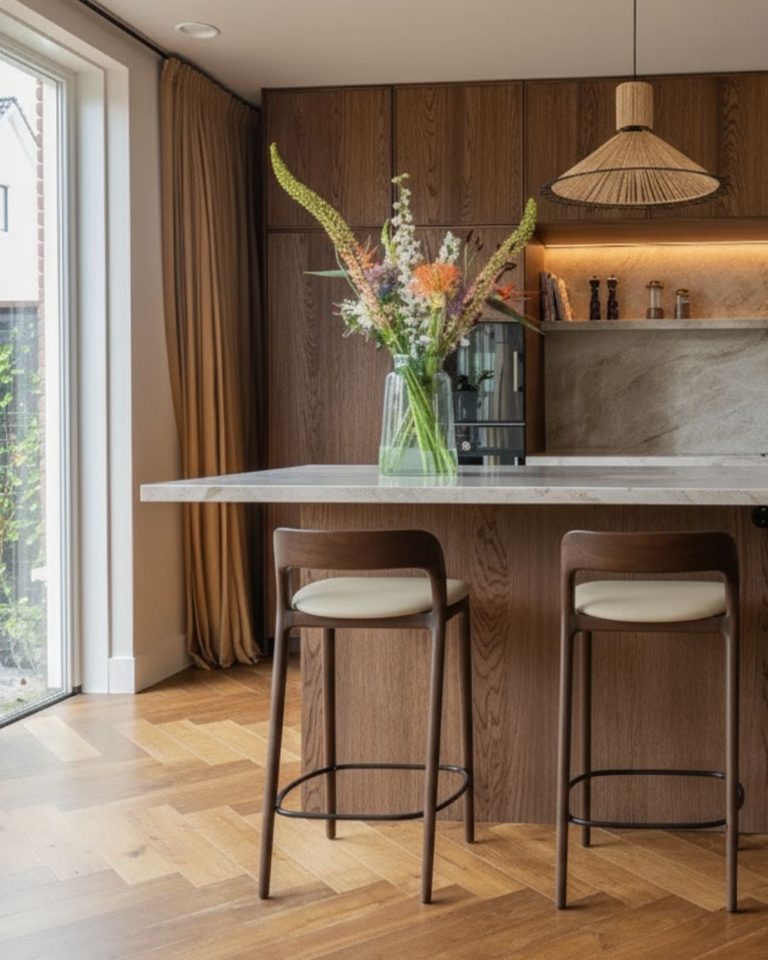 Kana barkruk walnoot hout - Beige leer