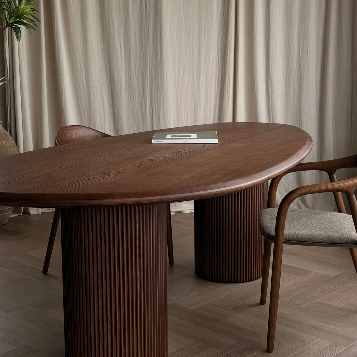 Houten organische eettafel - Kaza