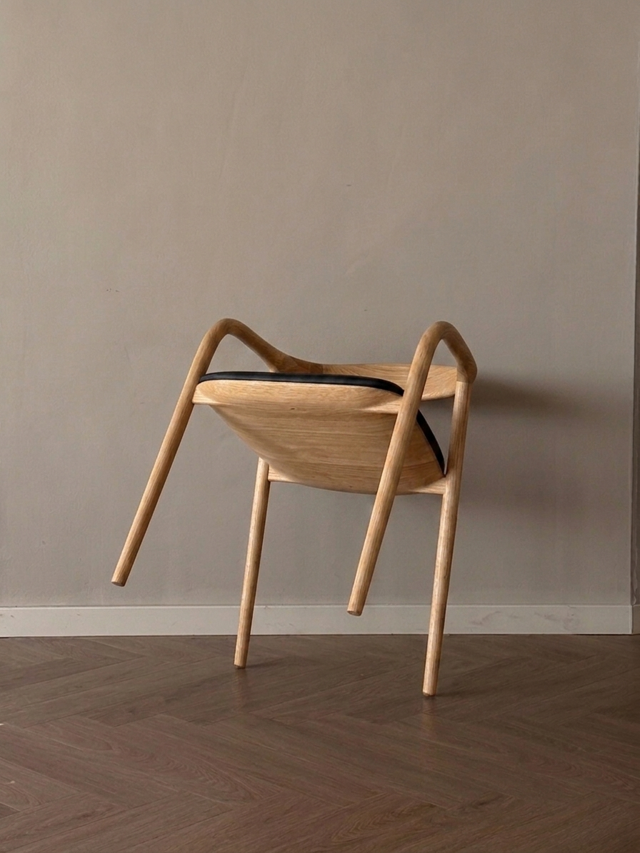 Kana eetkamerstoel beige leer - Licht eiken