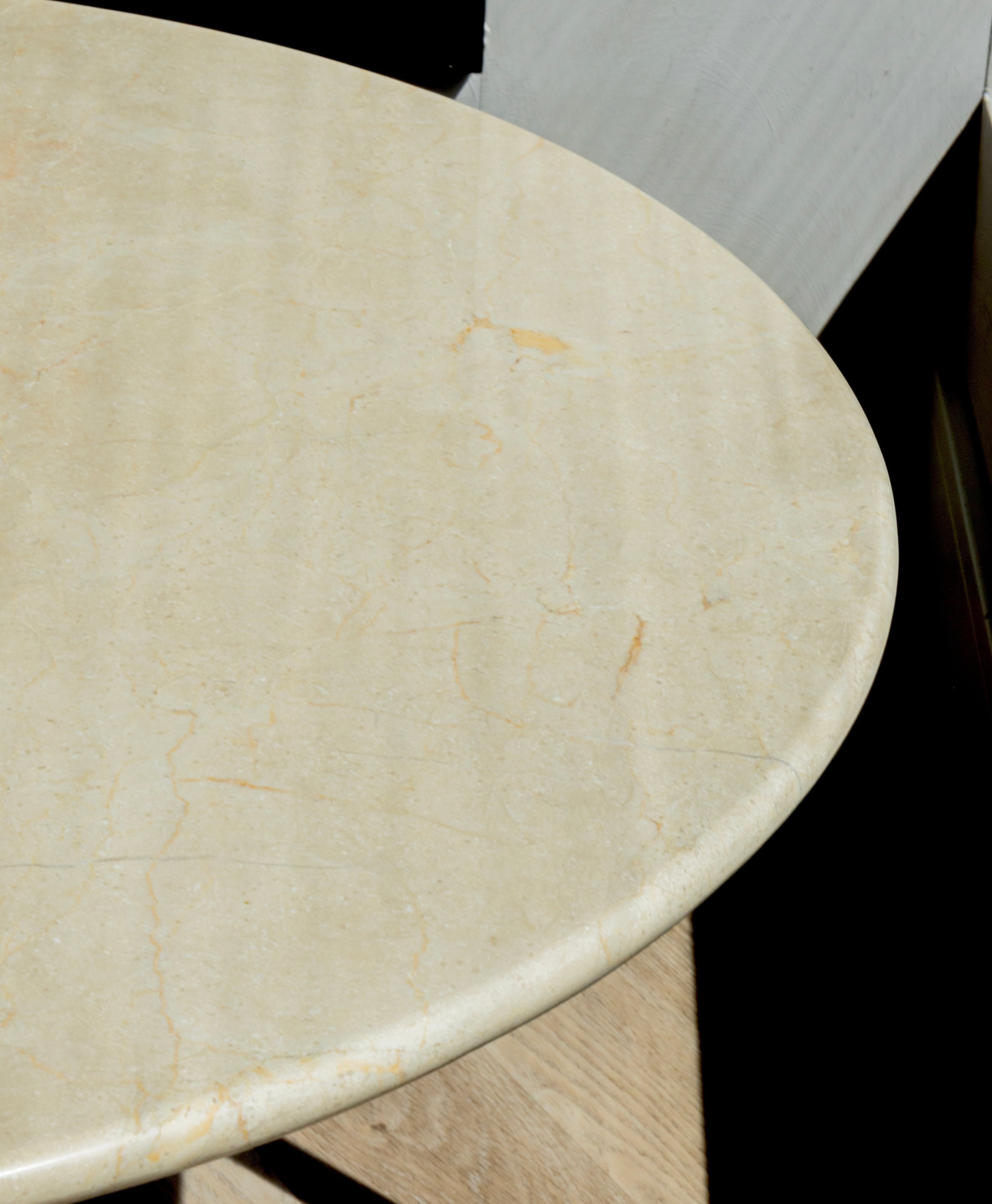 Deens ovale marmeren eettafel - Criss-cross lang onderstel