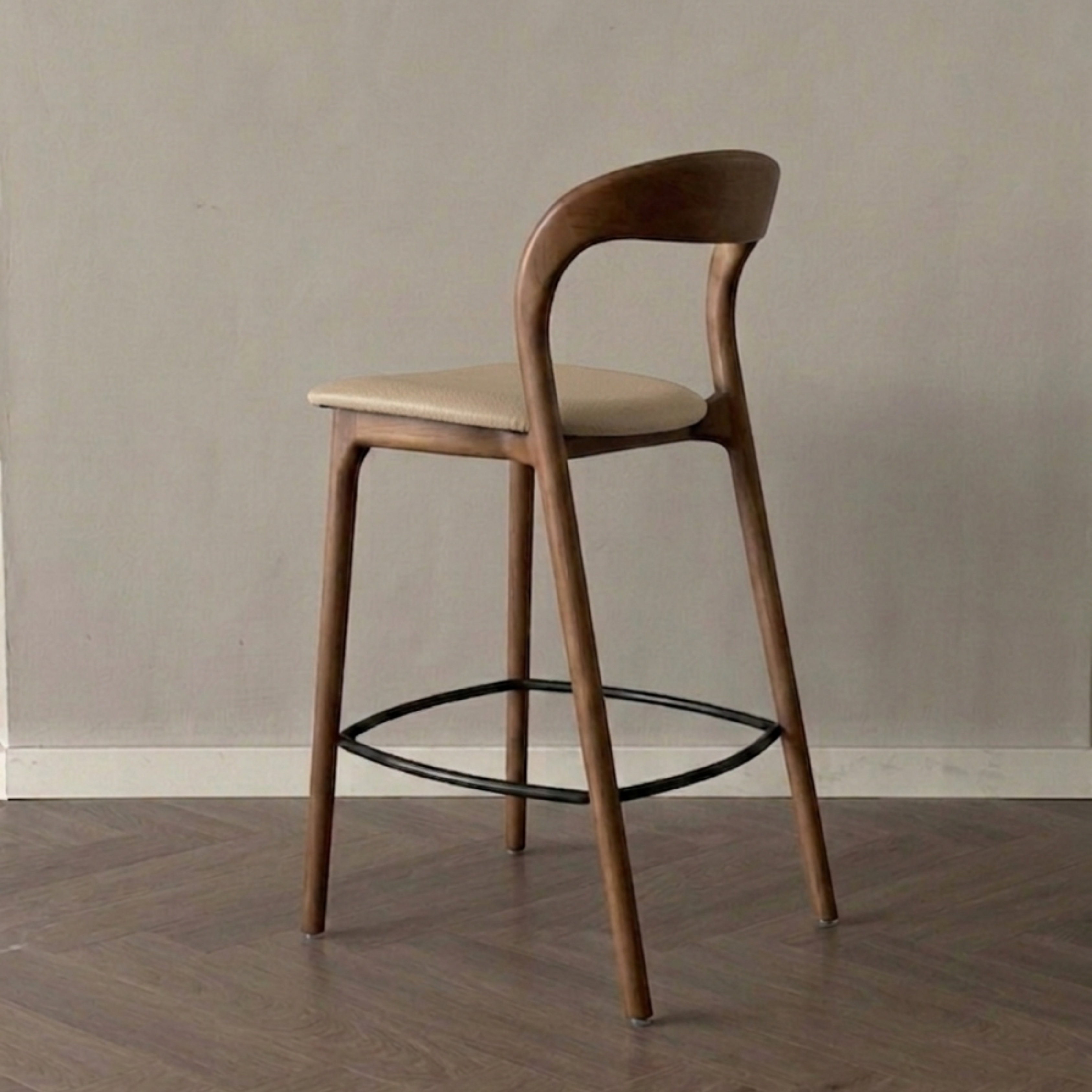 Kana barkruk bruin eiken - Zwart leer